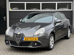 Alfa Romeo Giulietta - 1.4 T Distinctive Navi, Cruise, Climate Control, NAP