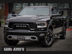 Dodge Ram 1500 - REBEL SPORT | 5.7 V8 4x4 | LAGE KM STAND | BOM VOL | Crew Cab | LUCHTVERING | PANODAK | DC