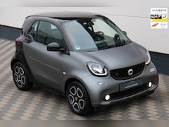 Smart Fortwo - EQ Comfort PLUS 18 kWh Pano Navi Leder BTW