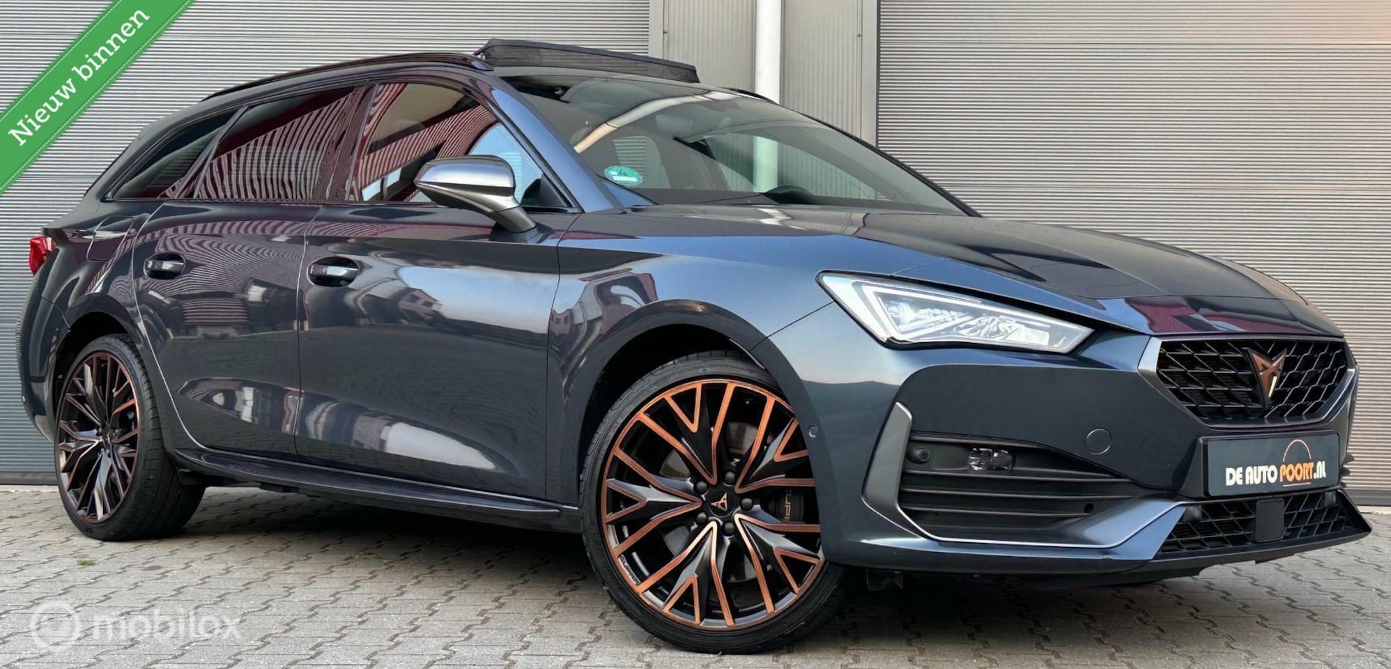 CUPRA Leon Sportstourer - 1.4 E-Hybrid VZ Copper Pano.dak/Leder - AutoWereld.nl