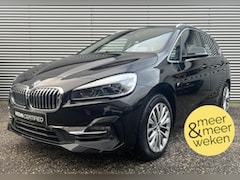 BMW 2-serie Active Tourer - 218i High Executive / Luxury Line / Navigatie / Lederen bekleding /Stoelverwarming voor /