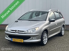 Peugeot 206 SW - 1.6-16V Quiksilver | Climate control | LMV | PDC | Tr.haak |