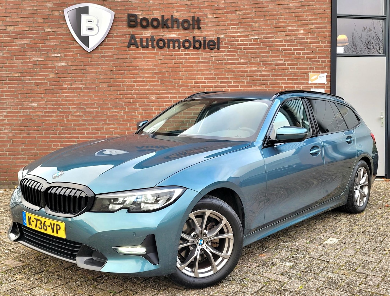 BMW 3-serie Touring - 320i Sport-line, Virtual cockpit, Wifi, High Executive - AutoWereld.nl