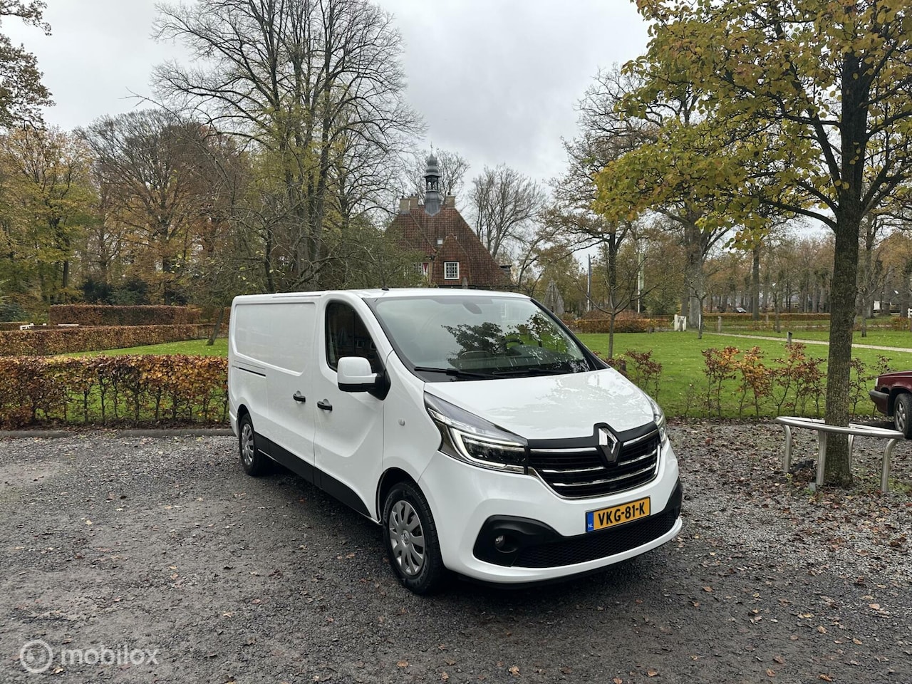 Renault Trafic - bestel 2.0 dCi 120 T29 L2H1 Luxe - AutoWereld.nl