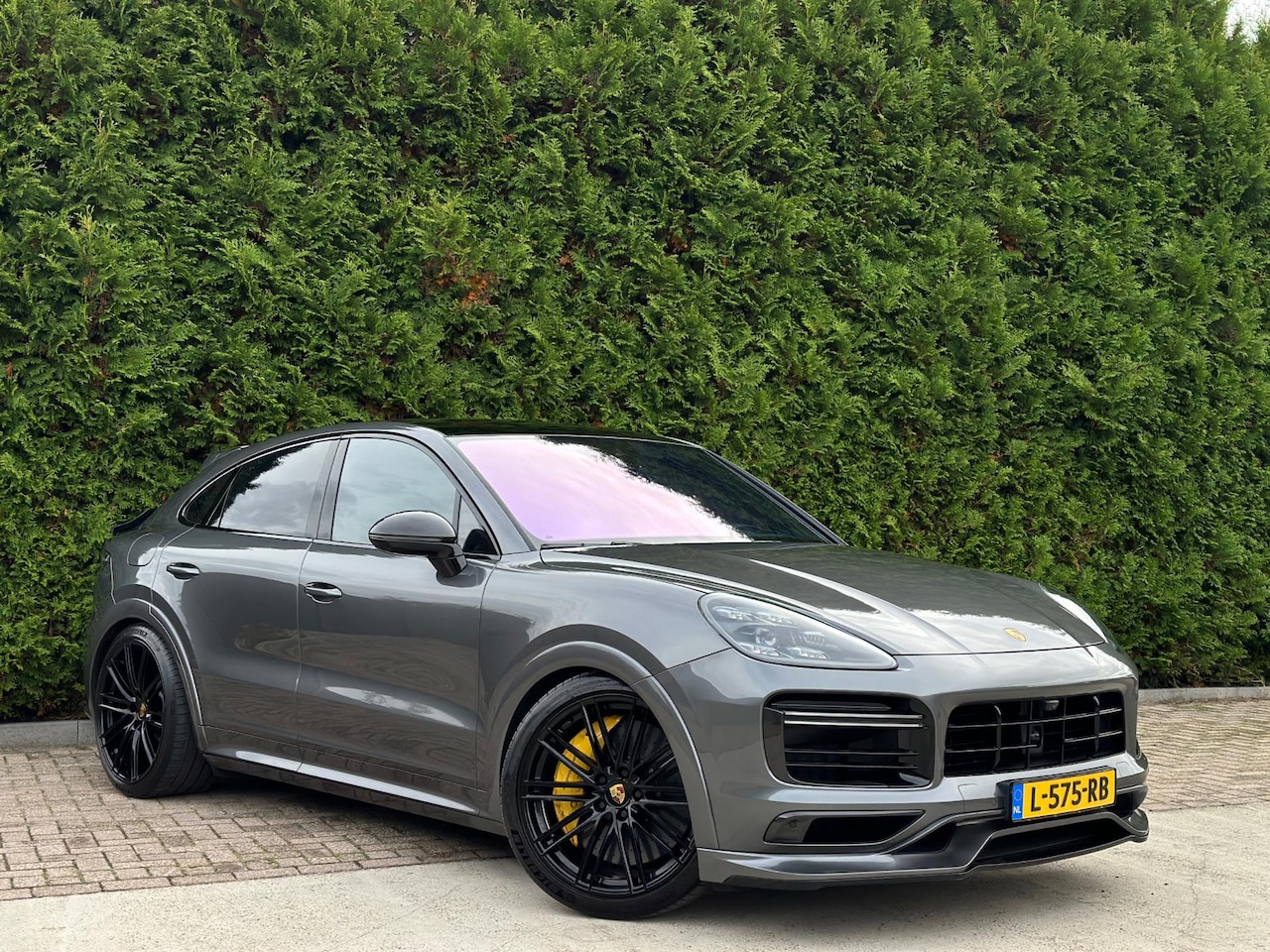 Porsche Cayenne Coupé - 4.0 Turbo S E-Hybrid TechArt Carbon Approved - AutoWereld.nl