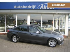 BMW 3-serie - 318i Corporate Executive