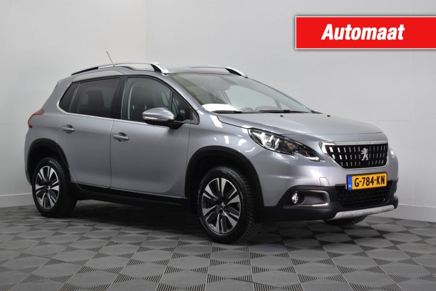 Peugeot 2008 - 1.2 PureTech 110PK Allure Automaat - AutoWereld.nl