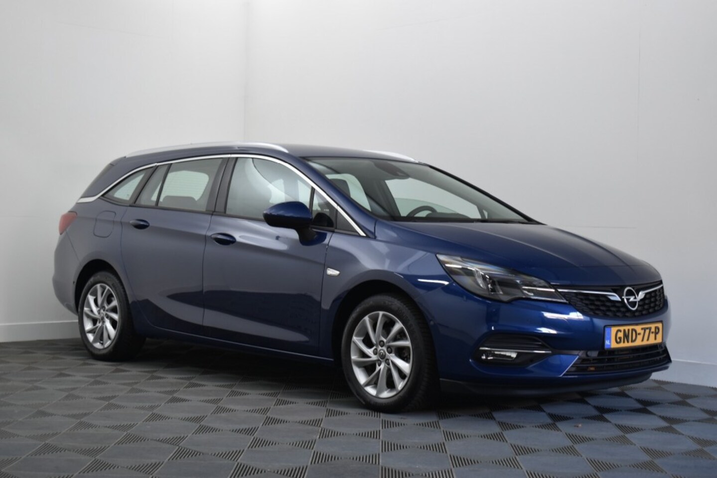 Opel Astra - SportsTourer 1.2 Turbo 110PK ELEGANCE - AutoWereld.nl