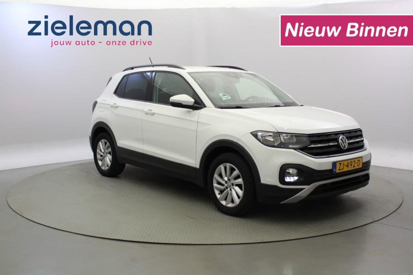 Volkswagen T-Cross - 1.0 TSI Life Business - CarPlay, Adaptive Cruise - AutoWereld.nl