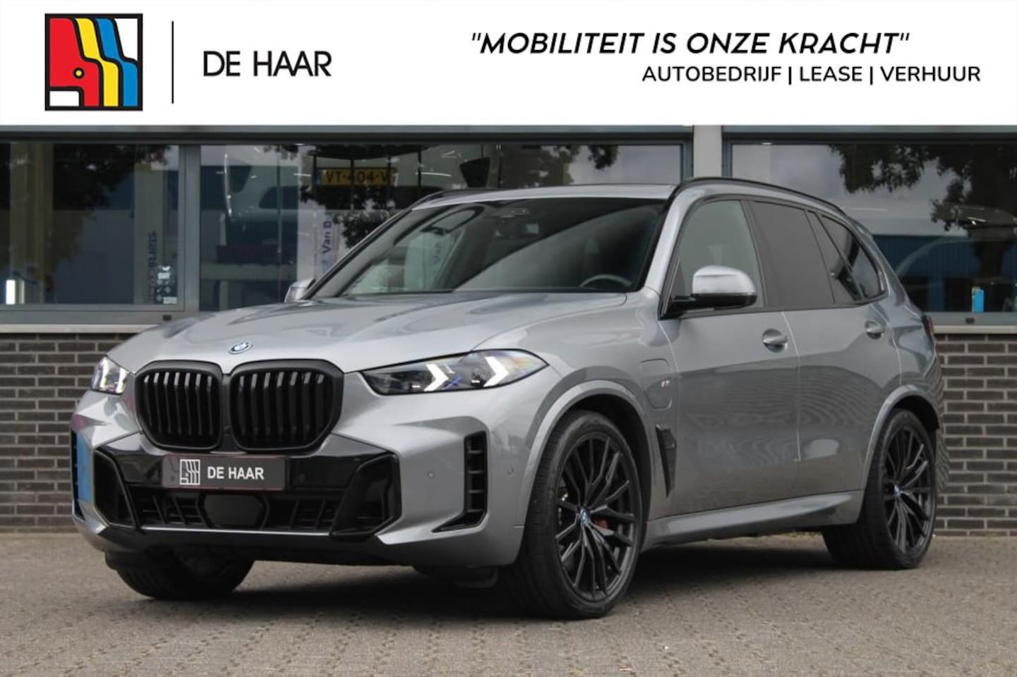 BMW X5 - xDrive50e - M Sport Pro - Panoramadak - 22'' Velgen - Trekhaak - AutoWereld.nl