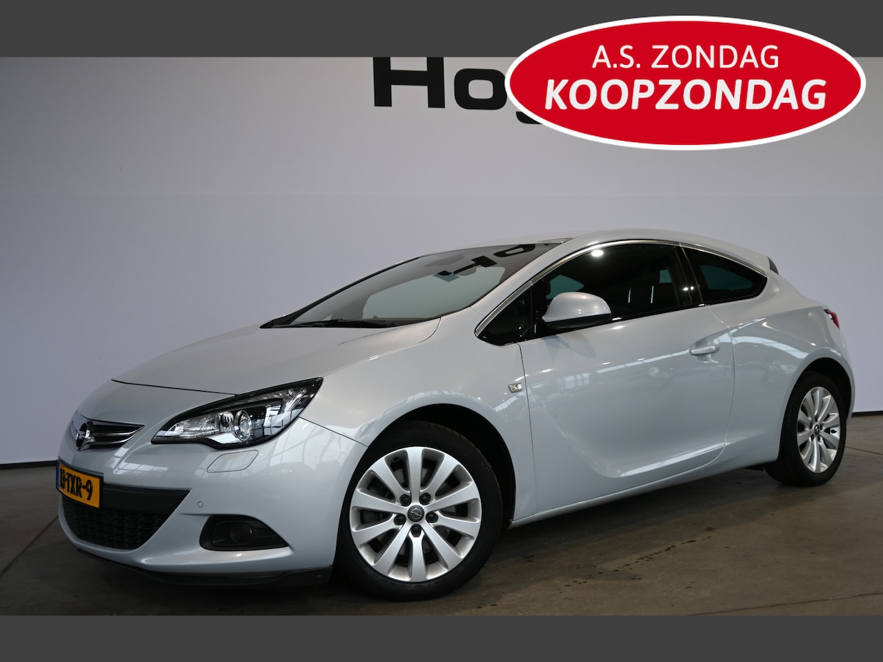 Opel Astra GTC - 1.4 Turbo Sport Airco Navigatie Stoelverwarming 100% Onderhouden! Inruil Mogelijk! - AutoWereld.nl