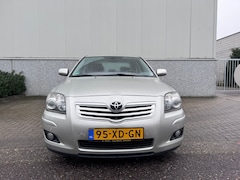 Toyota Avensis - 1.8 VVTi Luna | 1E EIGENAAR | 12MND GARANTIE | AIRCO | CRUISE |