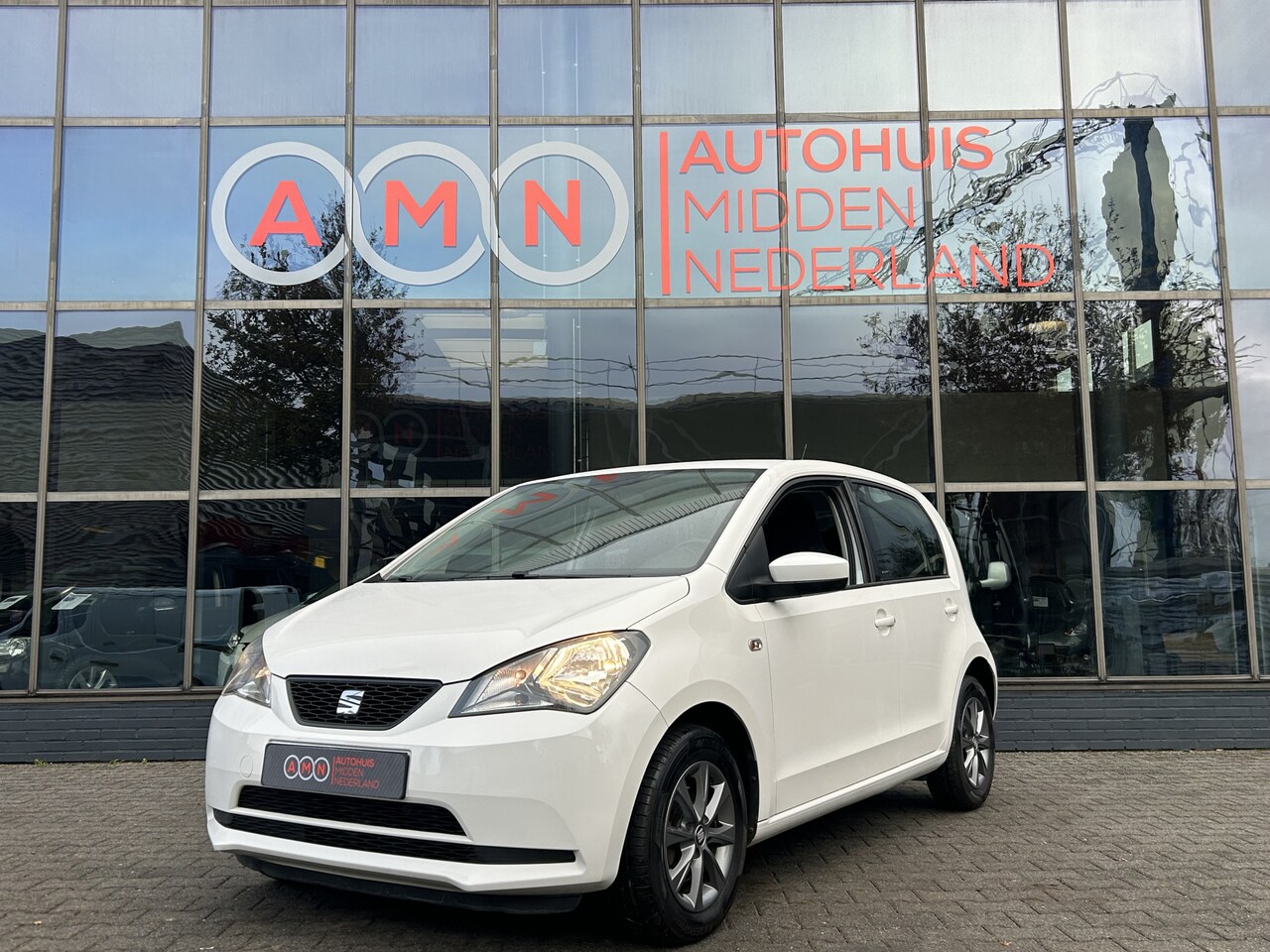 Seat Mii - 1.0 Style I-Tech ElekPakket,Airco,5drs - AutoWereld.nl