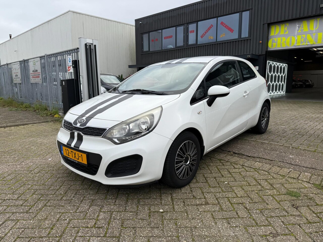 Kia Rio - 1.2 CVVT Comfort Pack 1.2 CVVT Comfort Pack - AutoWereld.nl