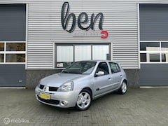 Renault Clio - 1.2-16V Authentique Comfort 5DRS Airco