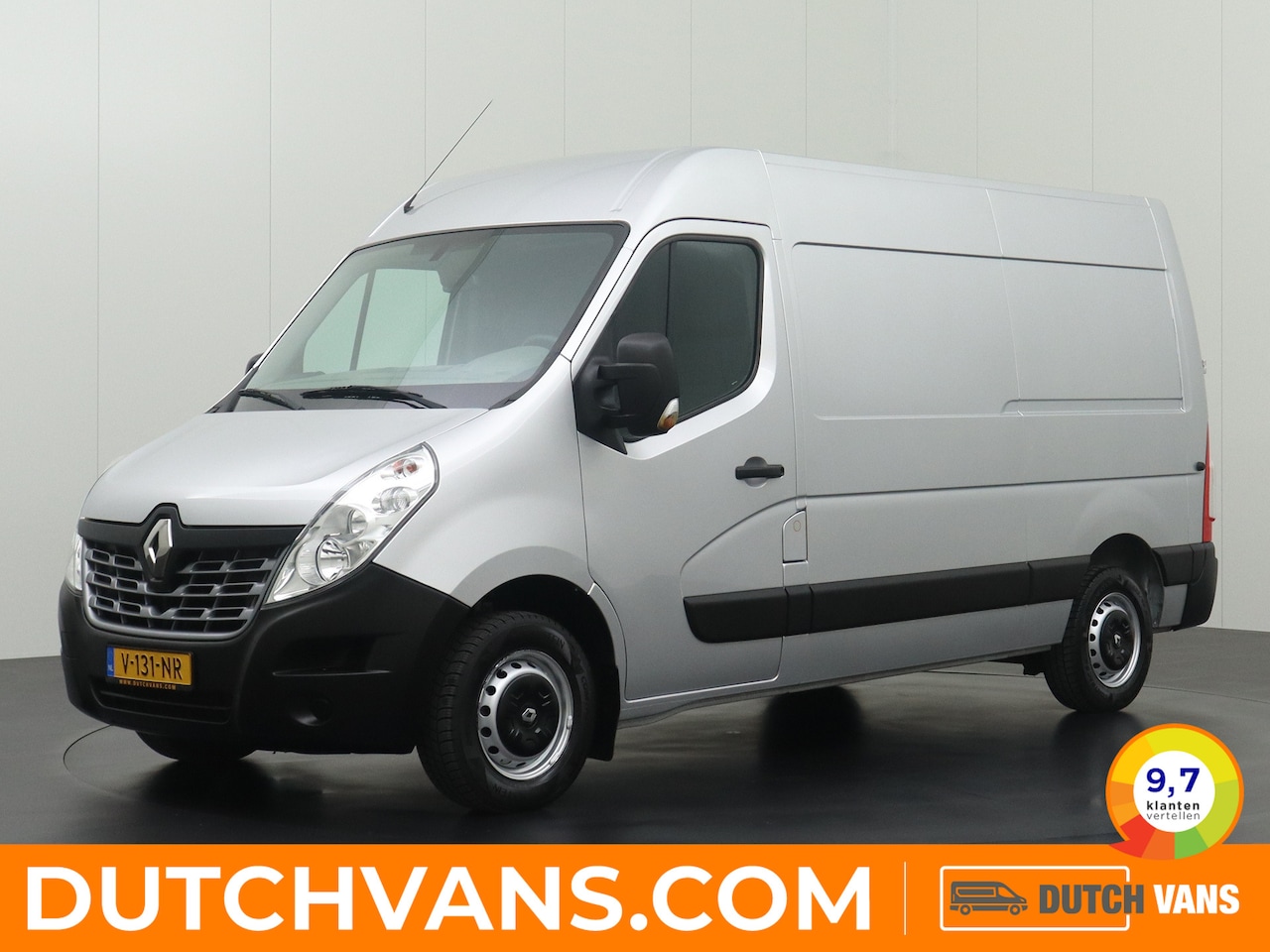 Renault Master - 2.3DCi 130PK L2H2 | Airco | Cruise | Trekhaak | 3-Persoons - AutoWereld.nl