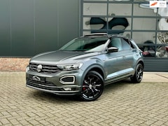 Volkswagen T-Roc - 1.5 TSI Highline R-Line Blackstyle/Pano/Navi/Led/Virt/Garantie