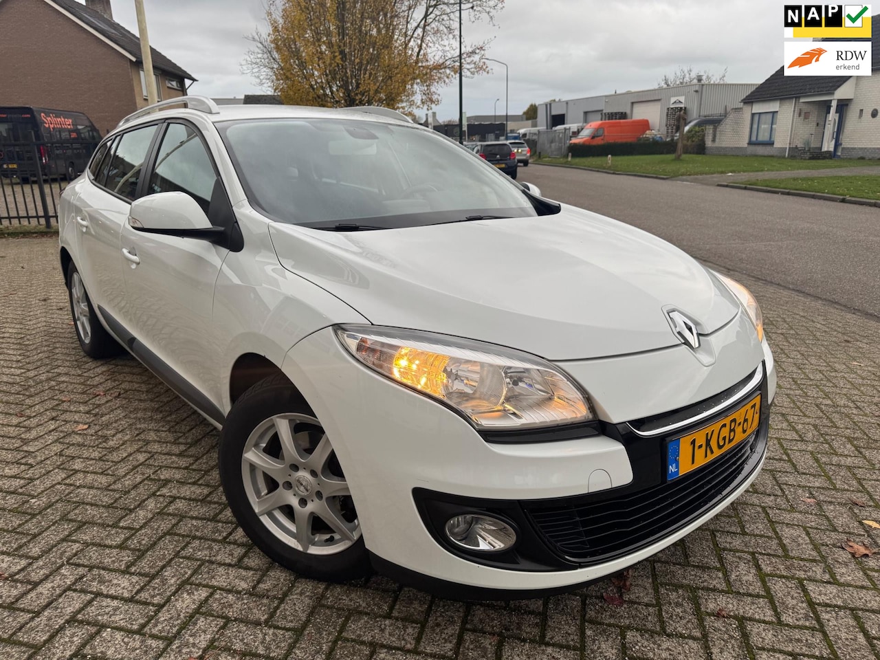 Renault Mégane Estate - 1.5 dCi Expression [bj 2013] Airco|Navi|Trkhaak - AutoWereld.nl