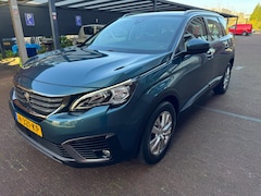 Peugeot 5008 - 1.2 PureTech Allure / Navi / 7-pers / PDC / Carplay