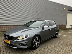 Volvo V60 - 2.0 T4 Business Sport R-Design Nieuwstaat NAP