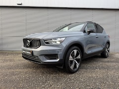 Volvo XC40 - T5 Recharge R-Design Adaptive Cruise | Pano. dak | 19 inch | Trekhaak | Donker Glas | Stuu