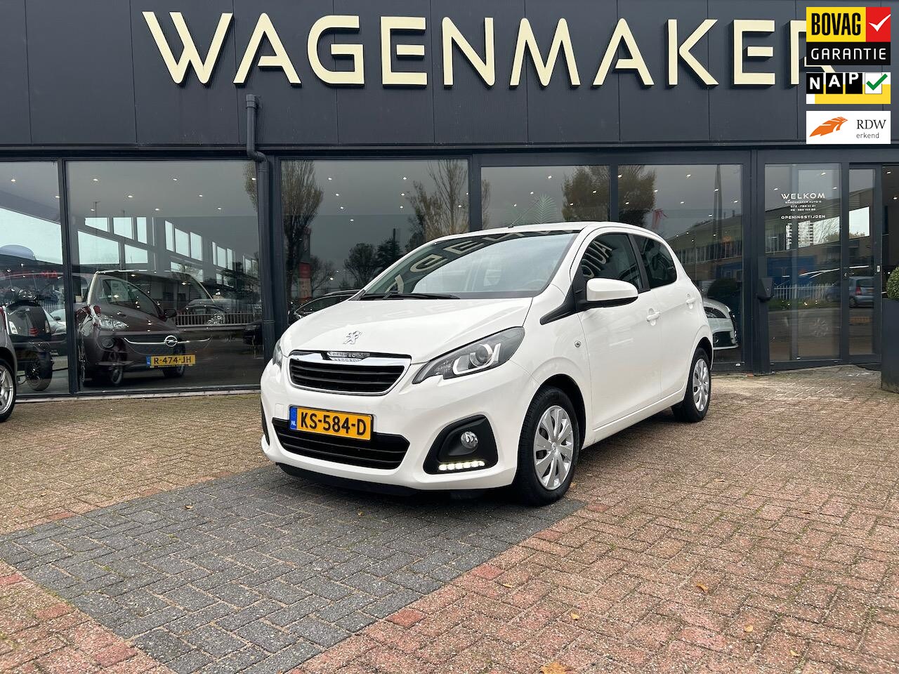 Peugeot 108 - 1.0 e-VTi Blue Lion Airco|Elektrisch pak|Tel - AutoWereld.nl