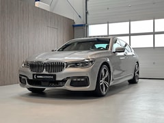 BMW 7-serie - 740e iPerformance 325PK - M PAKKET - SCHUIFDAK - 20''