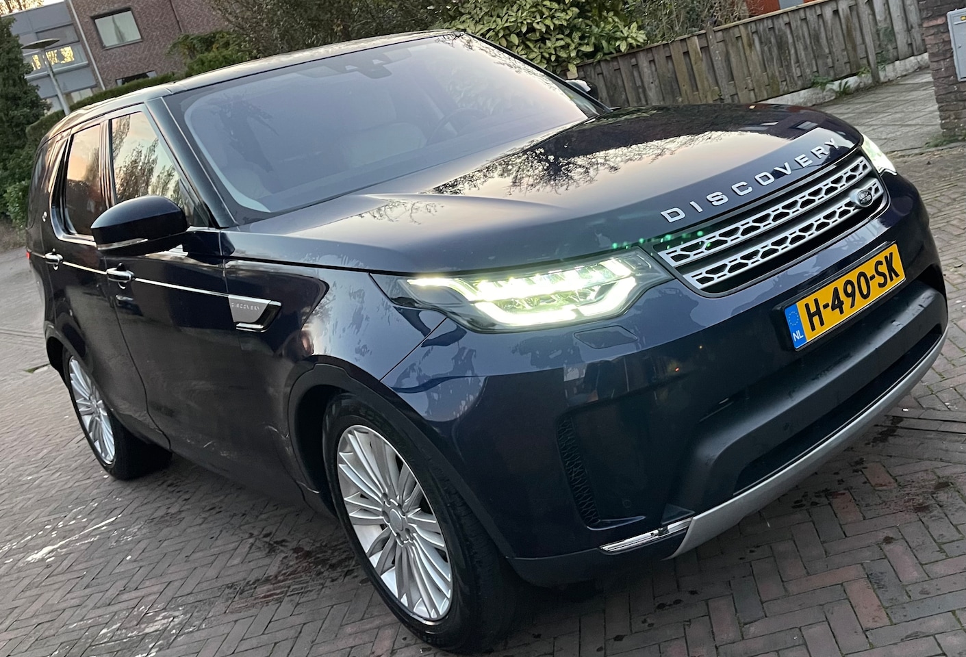 Land Rover Discovery - 3.0 Si6 HSE Luxury Landrover Discovery 3.0 V6 HSE Luxury Automaat 340 pk - AutoWereld.nl