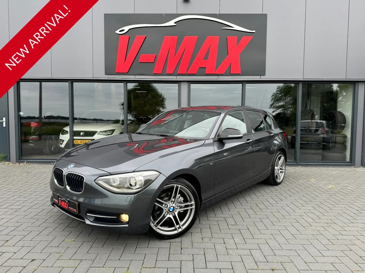 BMW 1-serie - 116i Business+ Sport Edit Navi Xenon Clima Cruise - AutoWereld.nl