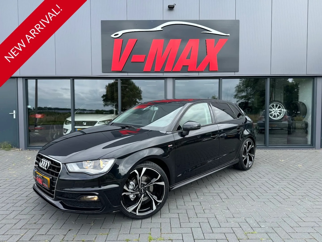 Audi A3 Sportback - 1.4 TFSI S-Line Leder Alcantara Sportinterieur - AutoWereld.nl