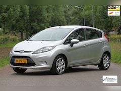 Ford Fiesta - 1.25 Limited 5 deurs / Airco / Elektrische ramen / Splinternieuwe koppeling