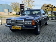 Mercedes-Benz 200-280 (W123) - 280 CE