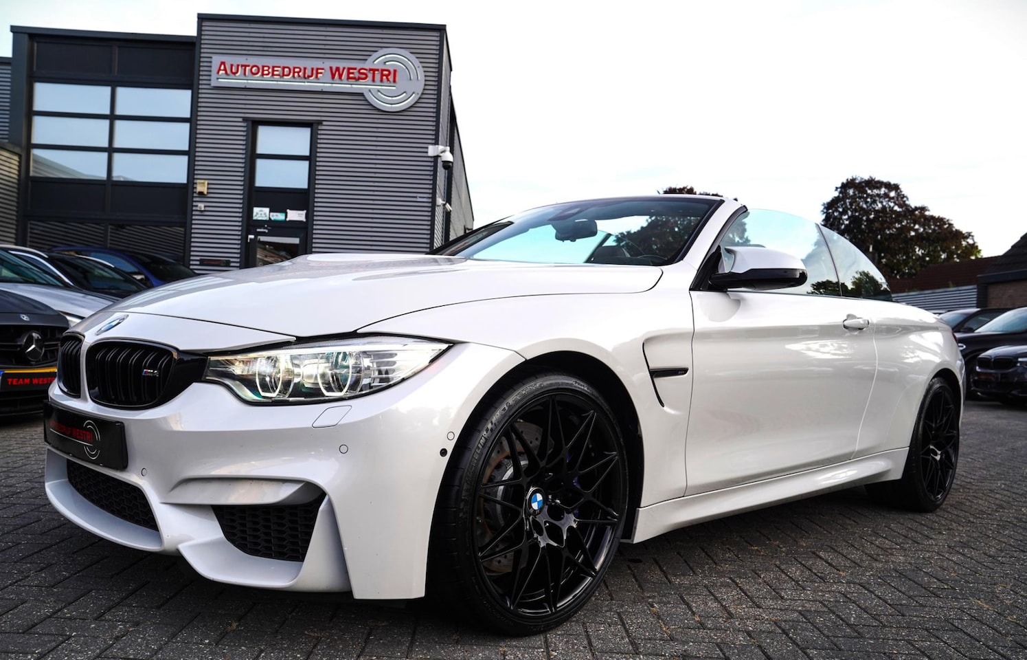 BMW 4-serie Cabrio - M4 Competition | DCT | Facelift | Harman/Kardon | Parelmoer | Head up display | 360 camera - AutoWereld.nl