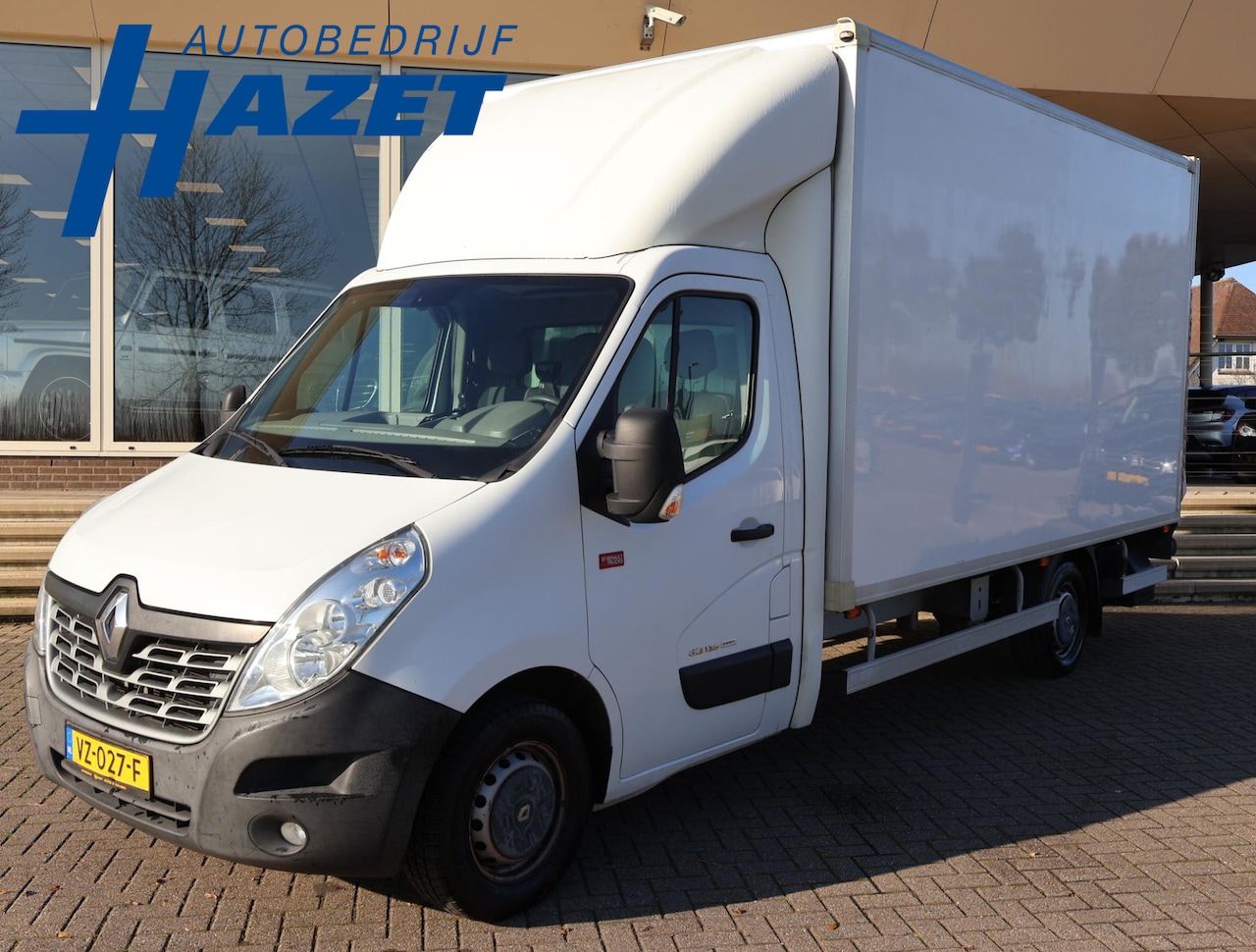 Renault Master - T35 2.3 DCI 136 PK BAKWAGEN MEUBELBAK + LAADKLEP / NAVIGATIE / CRUISE / AIRCO - AutoWereld.nl