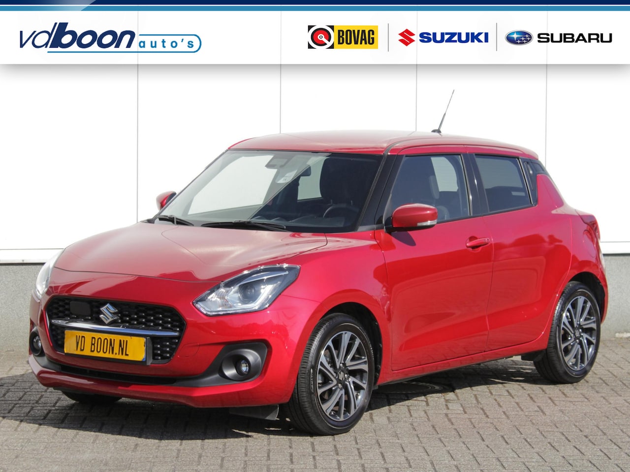 Suzuki Swift - 1.2 Style Smart Hybrid Automaat | Navi | Adap. Cruise | Clima | Camera | Lm-Velgen - AutoWereld.nl