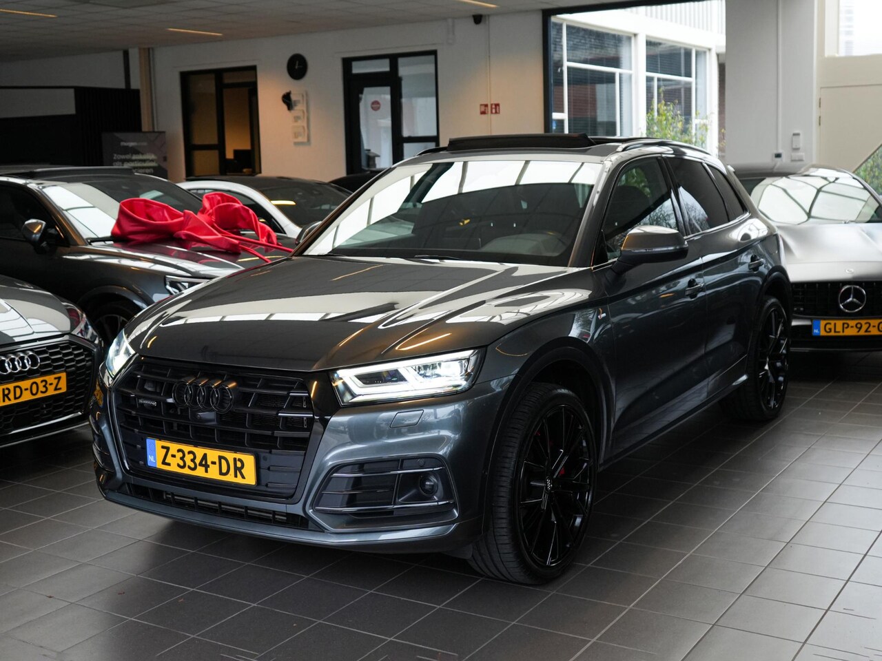 Audi Q5 - 55 TFSI e Quattro Competition Pano B&O Sfeer - AutoWereld.nl