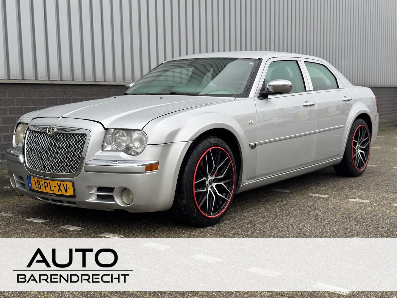 Chrysler 300C - 2.7 V6 Automaat | Youngtimer | NAP | Scherm - AutoWereld.nl