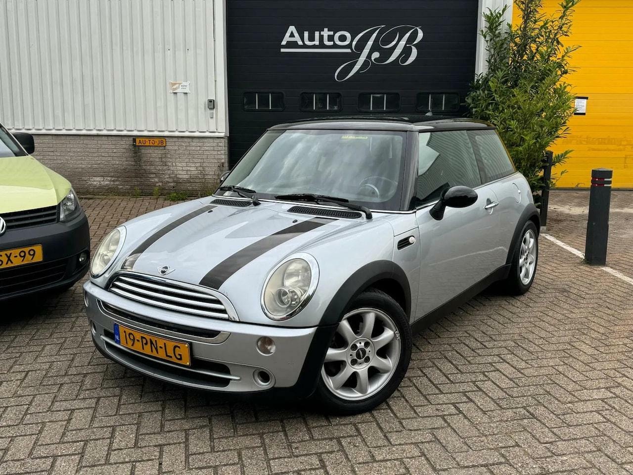 MINI Cooper - 1.6 CHILI | AIRCO | CRUISE | APK 06-2025!! - AutoWereld.nl