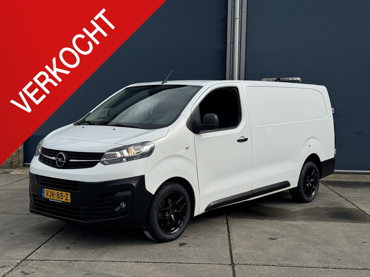 Opel Vivaro - 1.5 CDTI L2H1 Edition L3H1 / AIRCO / CRUISE CONTROLE / NAVI / N.A.P - AutoWereld.nl