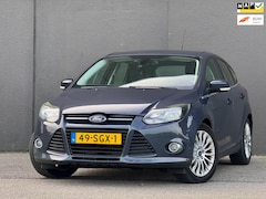 Ford Focus - 1.6 EcoBoost First Edition