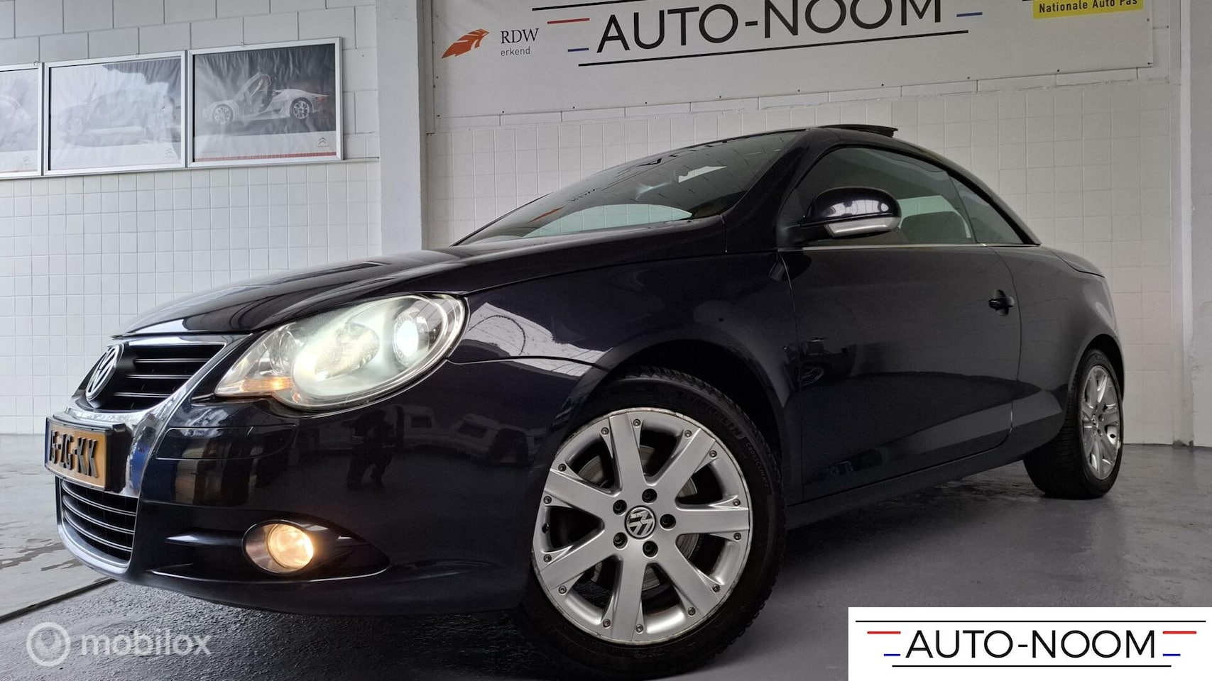 Volkswagen Eos - 2.0 T-FSI DSG NAVI|LEDER|TREKHAAK|NL-AUTO|NAP|KEURIG NETTE AUTO ✔️ - AutoWereld.nl