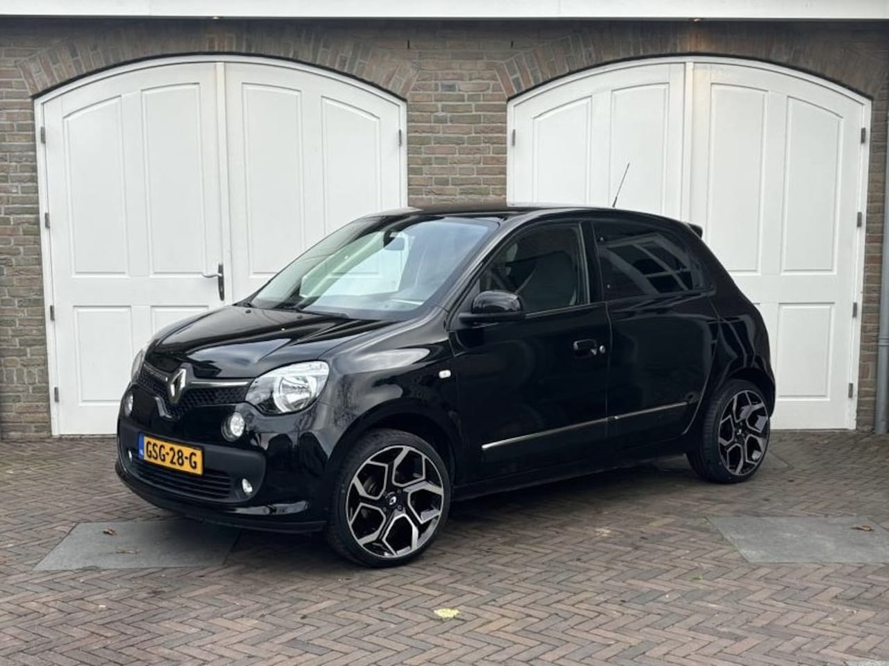 Renault Twingo - 1.0 SCe Intens met scherm - AutoWereld.nl