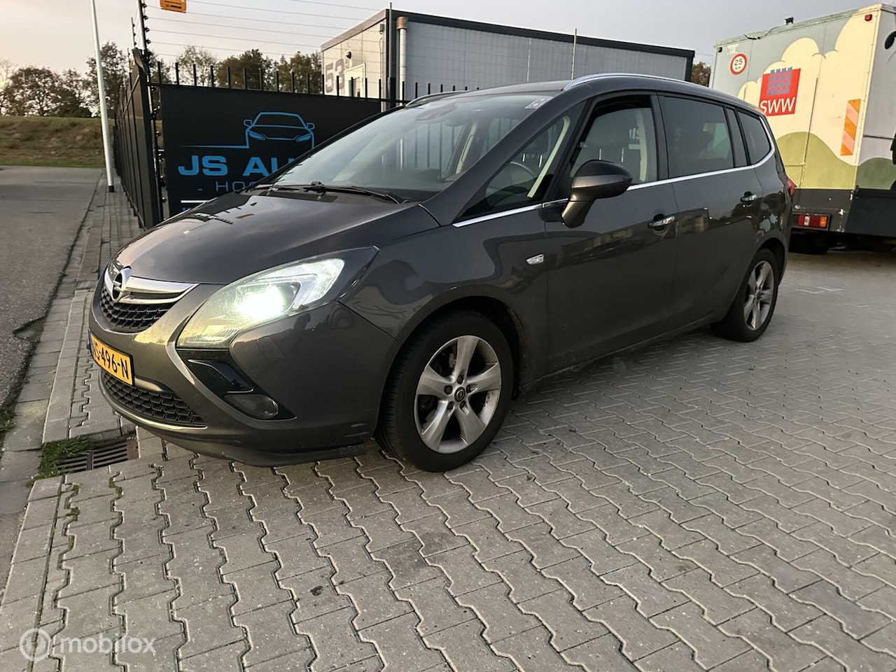 Opel Zafira Tourer - 2.0 CDTI Cosmo 7p. 2.0 CDTI Cosmo 7p. - AutoWereld.nl