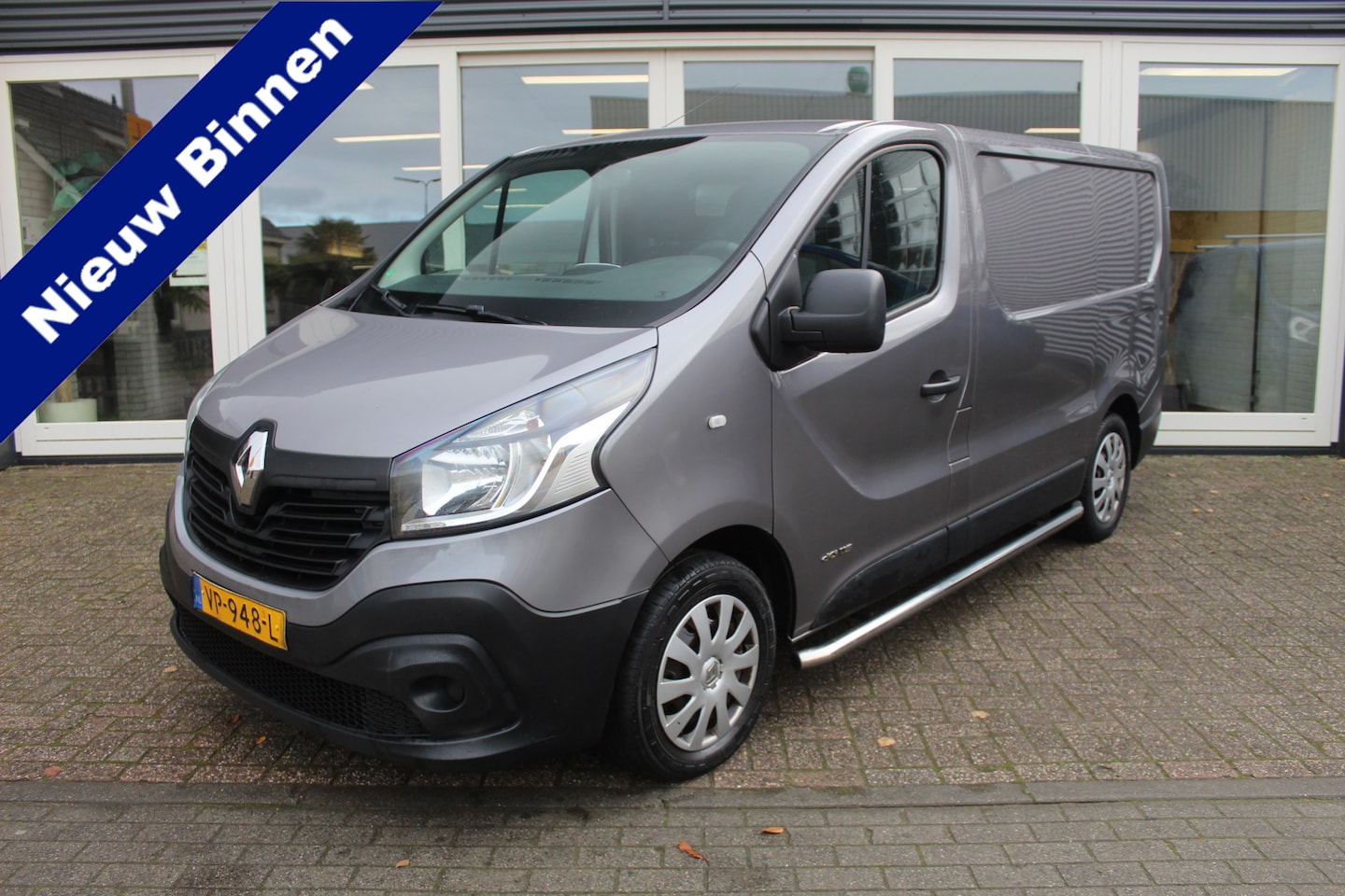 Renault Trafic - 1.6 dCi T27 L1H1 Comfort. Airco, Cruise control, Trekhaak. Prijs is Rijklaar Exclusief BTW - AutoWereld.nl