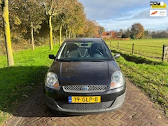 Ford Fiesta - 1.3-8V Cool & Sound