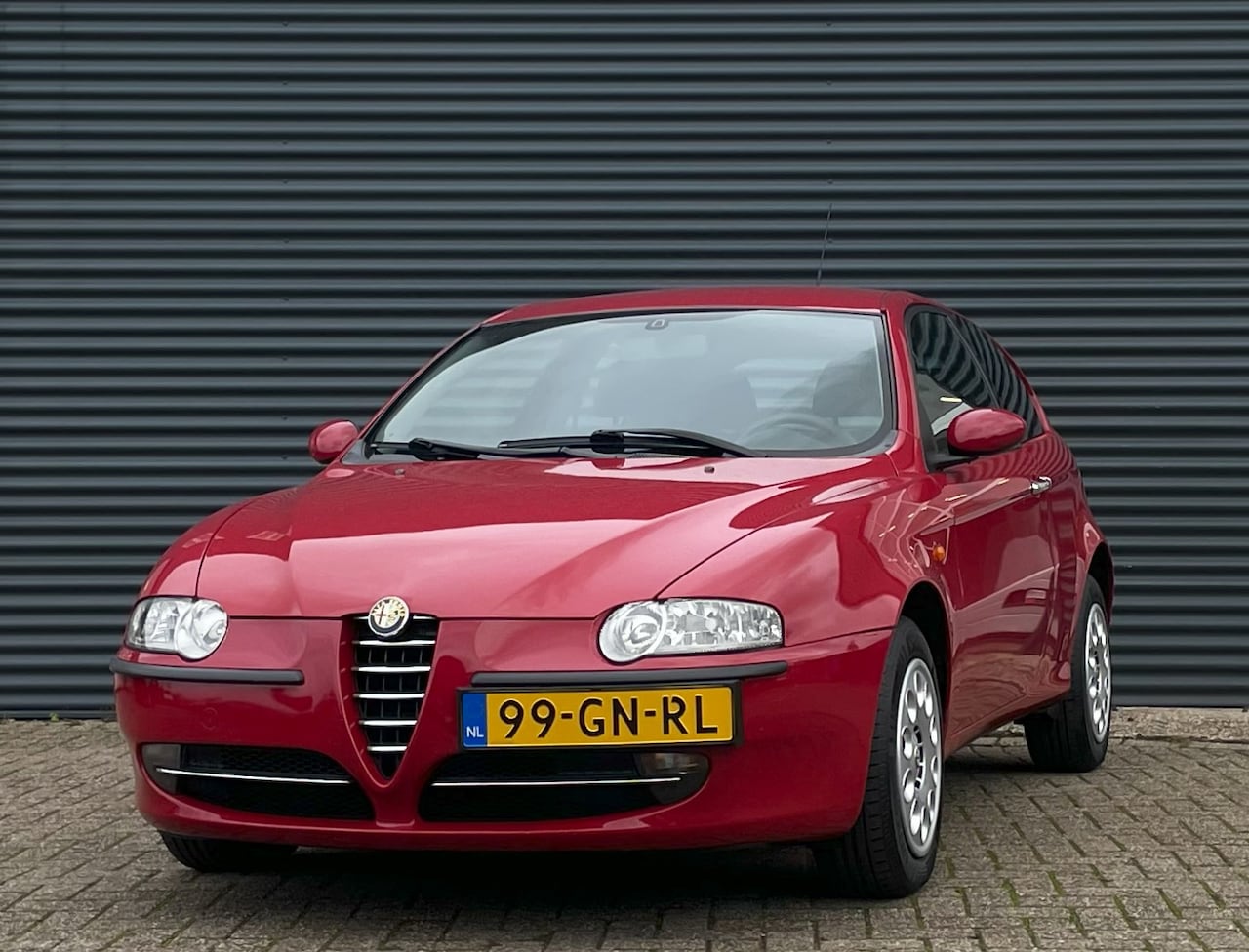 Alfa Romeo 147 - Alfa-147 1.6 T.SPARK 16V 105PK - AutoWereld.nl