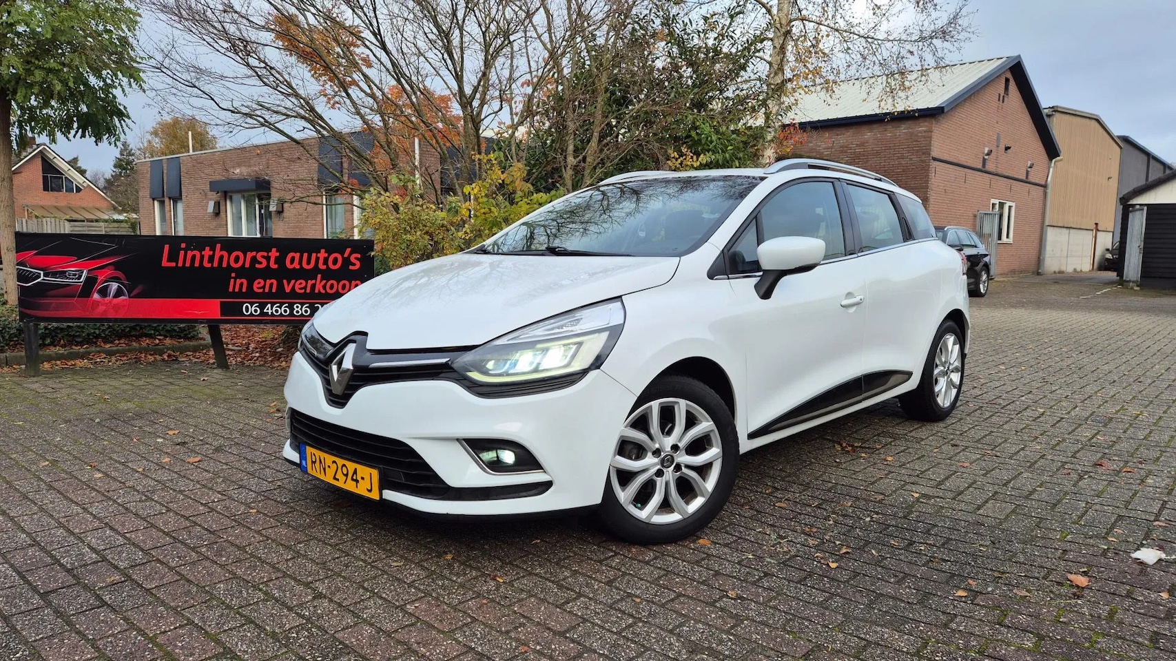 Renault Clio Estate - 1.5 dCi Ecoleader Intens 1.5 dCi Ecoleader Intens - AutoWereld.nl