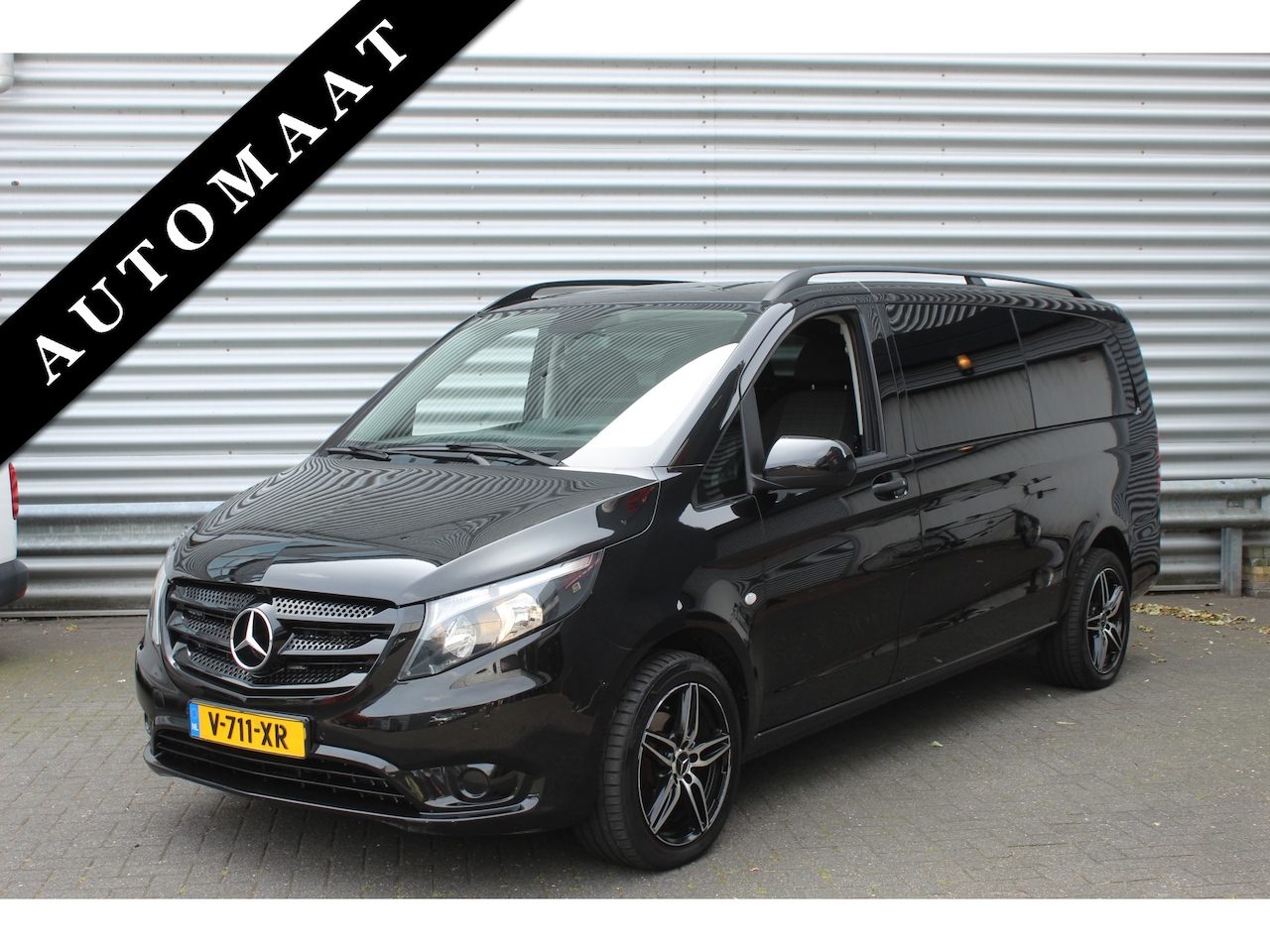 Mercedes-Benz Vito - 116 CDI 164pk Extra Lang DC Comfort 7G-Tronic EURO6 6 Persoons Airco Cruise Navi 18"LMV Tr - AutoWereld.nl