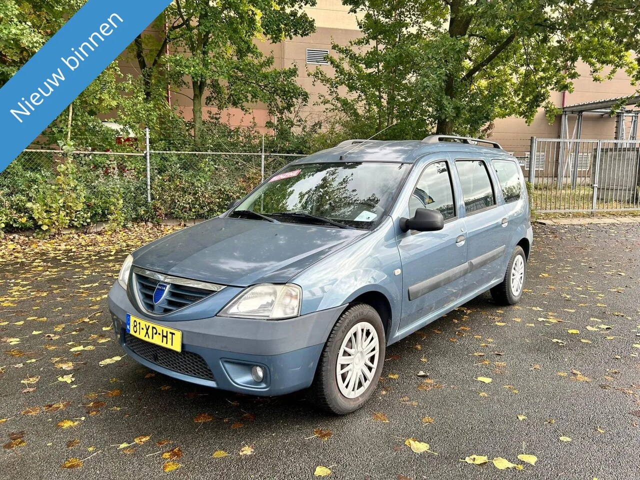 Dacia Logan MCV - 1.6-16V Lauréate 7p. 1.6-16V Lauréate 7p. - AutoWereld.nl