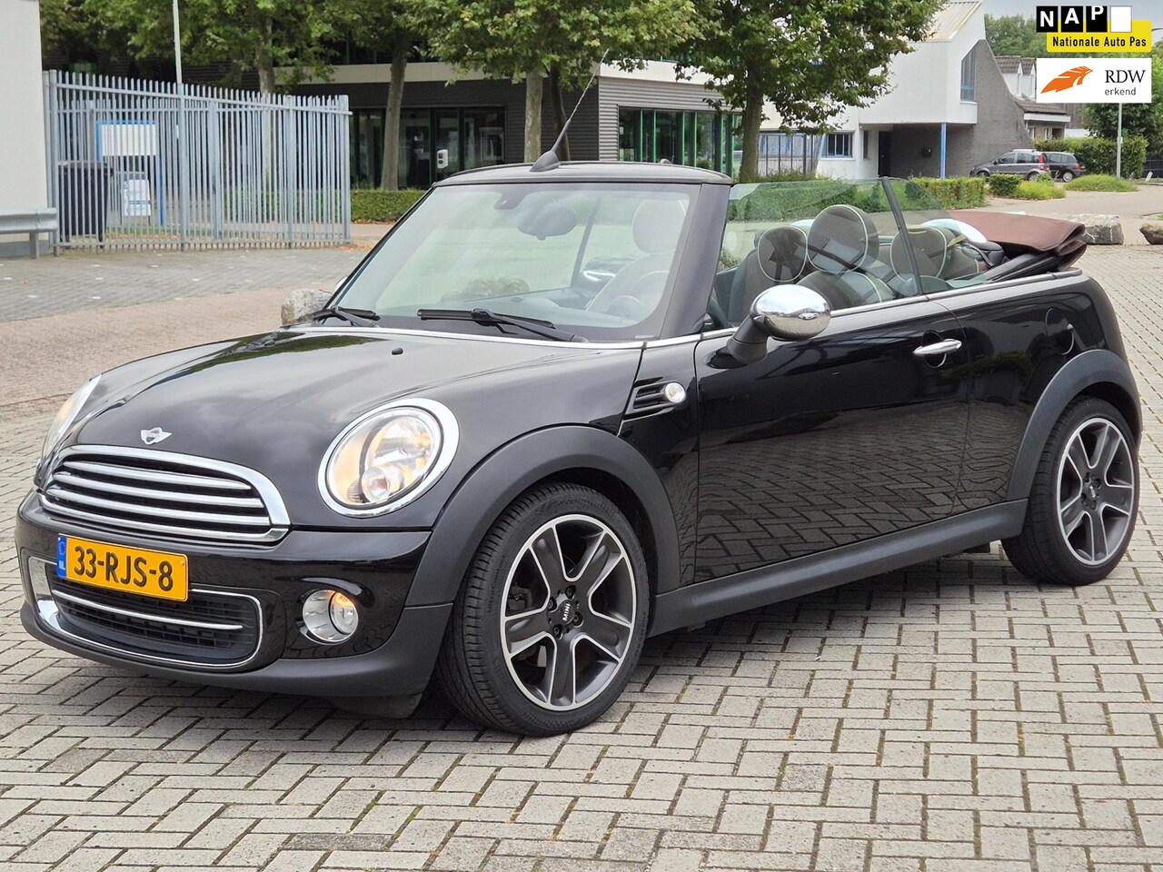 MINI Cabrio - Mini 1.6 Cooper Chili Cabrio 2011 - AutoWereld.nl